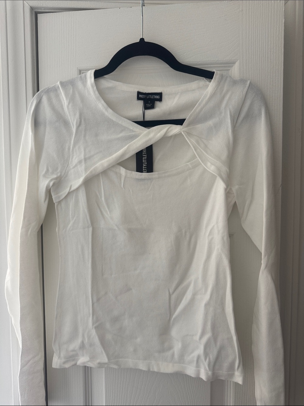PrettyLittleThing White Twist-Detail Long Sleeve Top